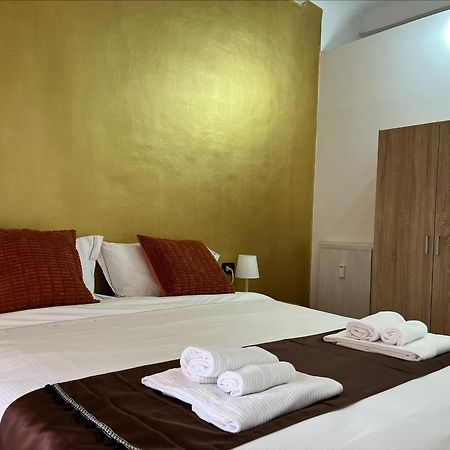 Genova Gold Rooms Εξωτερικό φωτογραφία