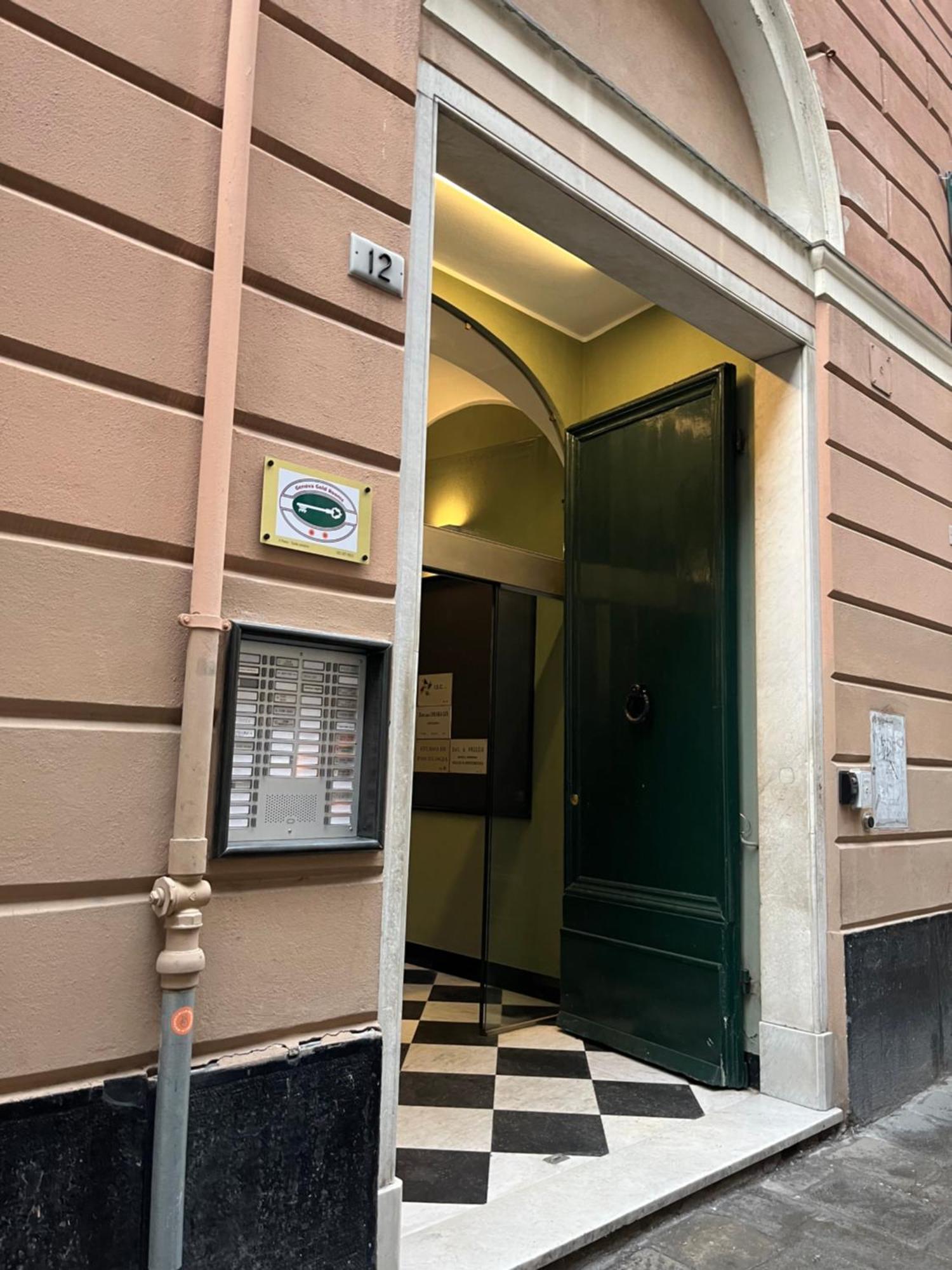 Genova Gold Rooms Εξωτερικό φωτογραφία