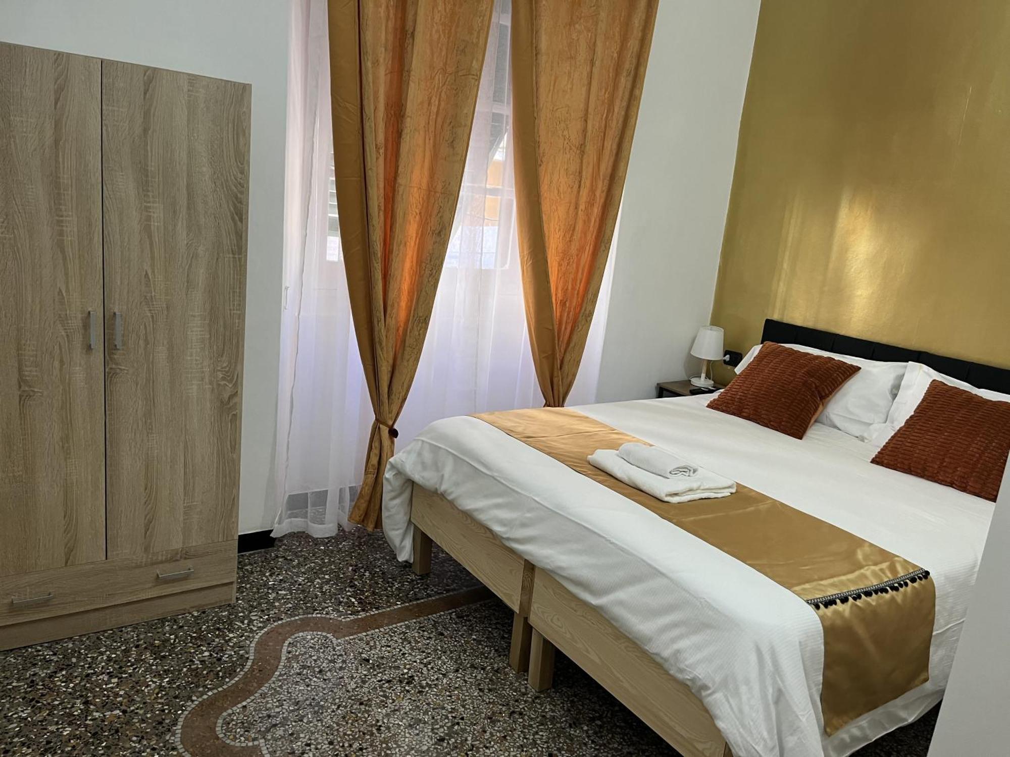Genova Gold Rooms Εξωτερικό φωτογραφία