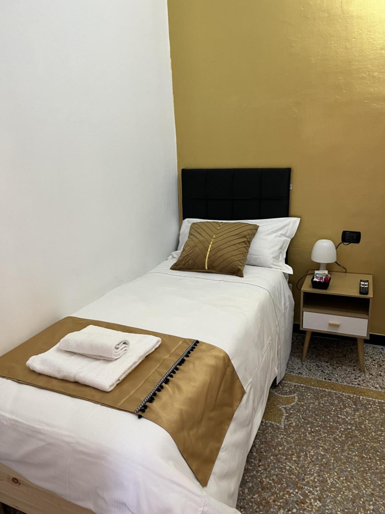 Genova Gold Rooms Εξωτερικό φωτογραφία