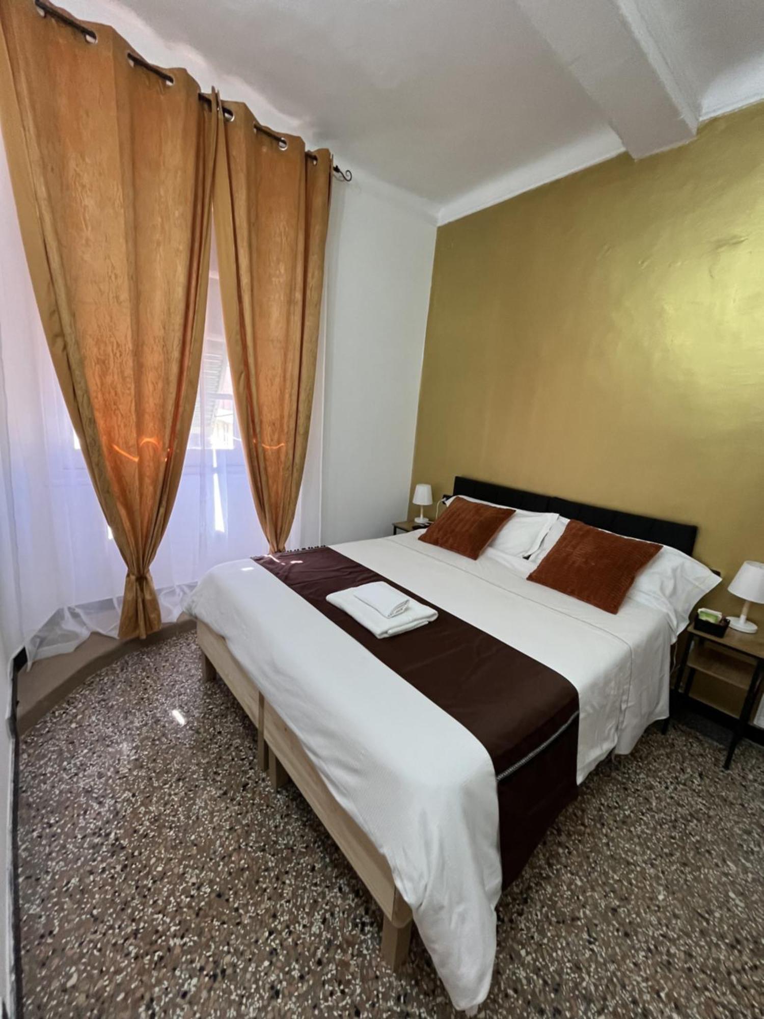 Genova Gold Rooms Δωμάτιο φωτογραφία