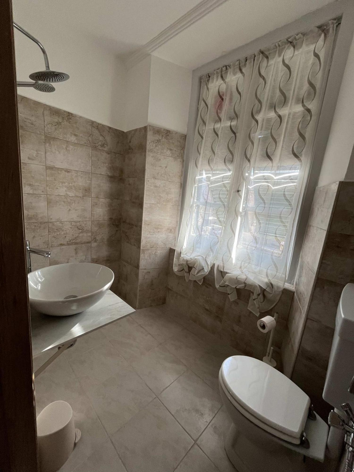 Genova Gold Rooms Εξωτερικό φωτογραφία
